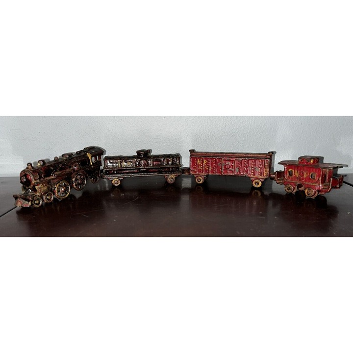 Antique Kilgore Cast Iron Toy Floor Train 4-piece set engine locomotive caboose