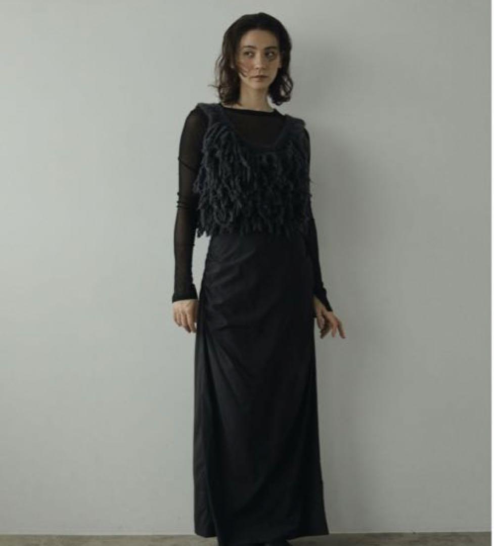 Anuke Tuck Long Skirt 36