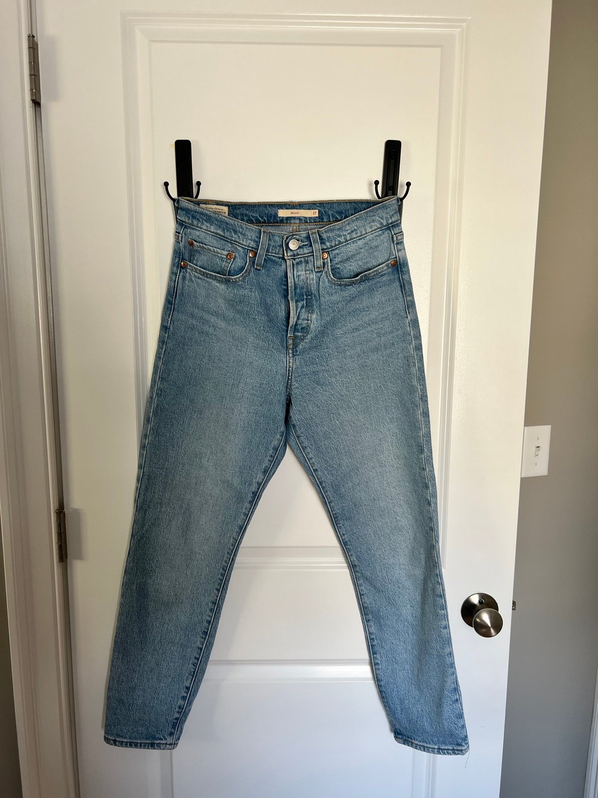 Levis wedgie straight 27