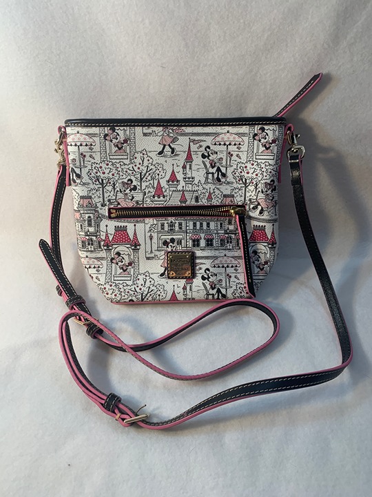 Disney Parks Dooney & Bourke Minnie Mouse Crossbody Bag Purse Castle