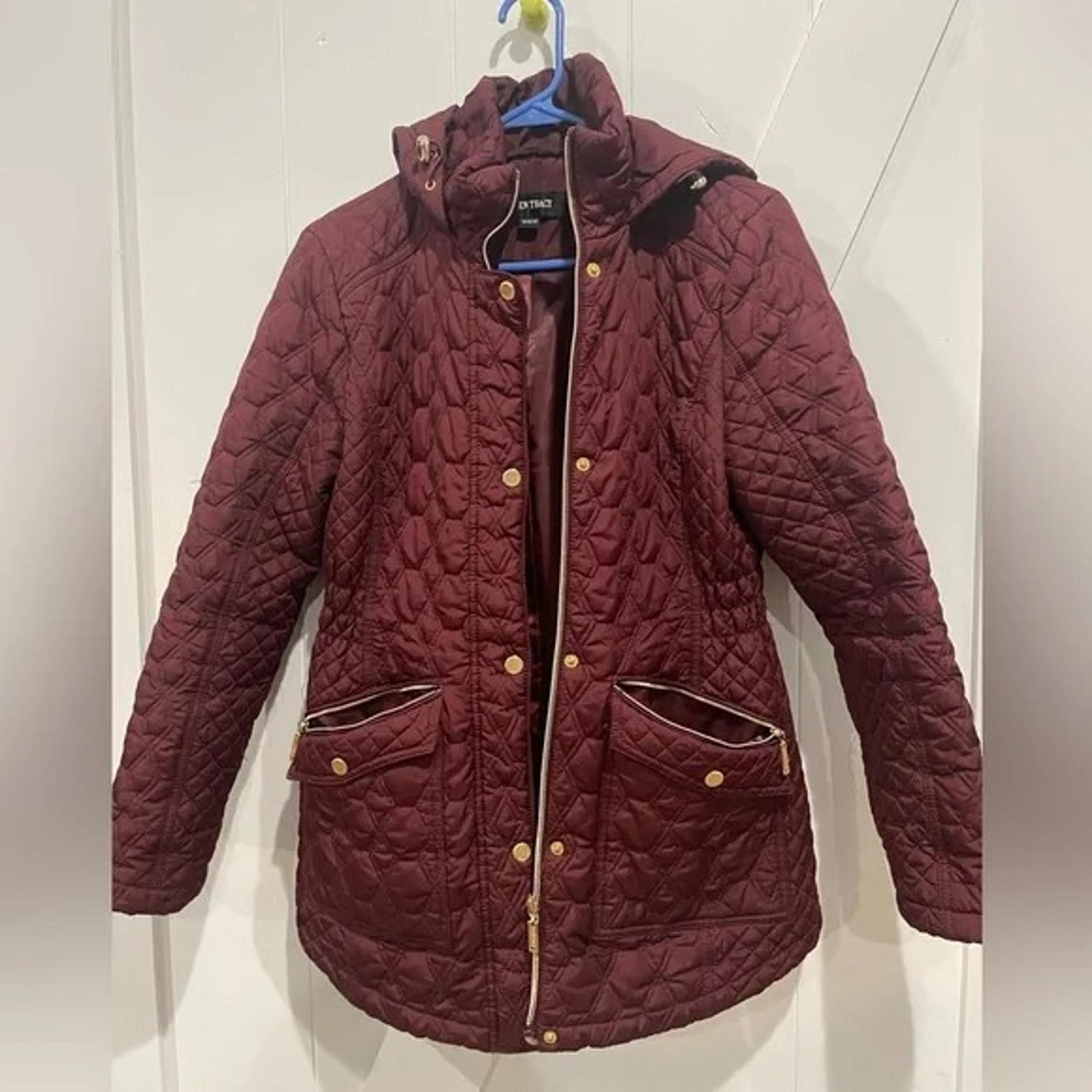 Quilter Lightweight Jacket, Medium, Maroon - Ellen Tracy