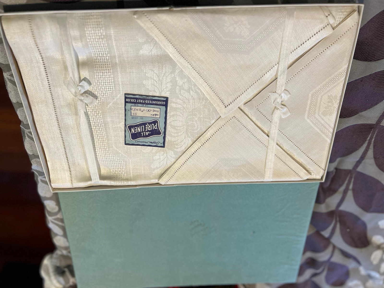 Vintage New Czech SANSPUN Product Pure Linen - Tablecloth & Napkin SET 54/70”