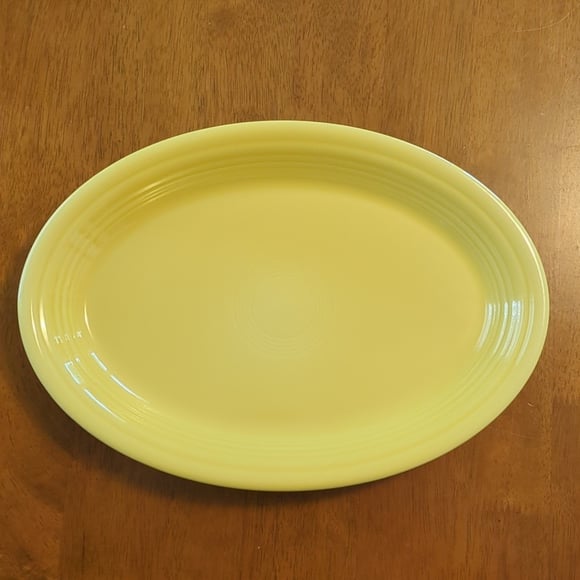 NWOT EUC Fiesta Fiestaware Large Oval Platter Plate Sunflower Yellow USA