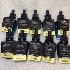 Bath and body works wallflowers