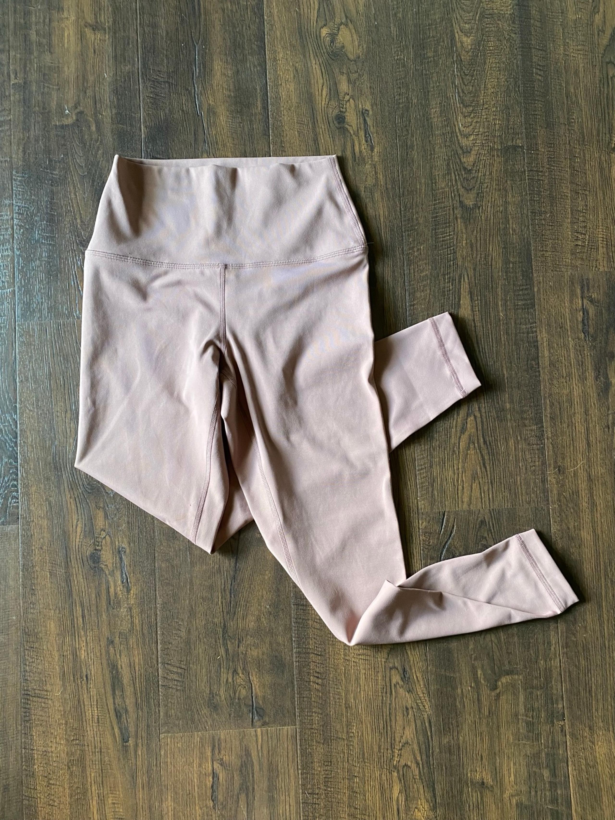 NWOT 90 degree by reflex high rise 7/8 mauve athletic leggings women’s small