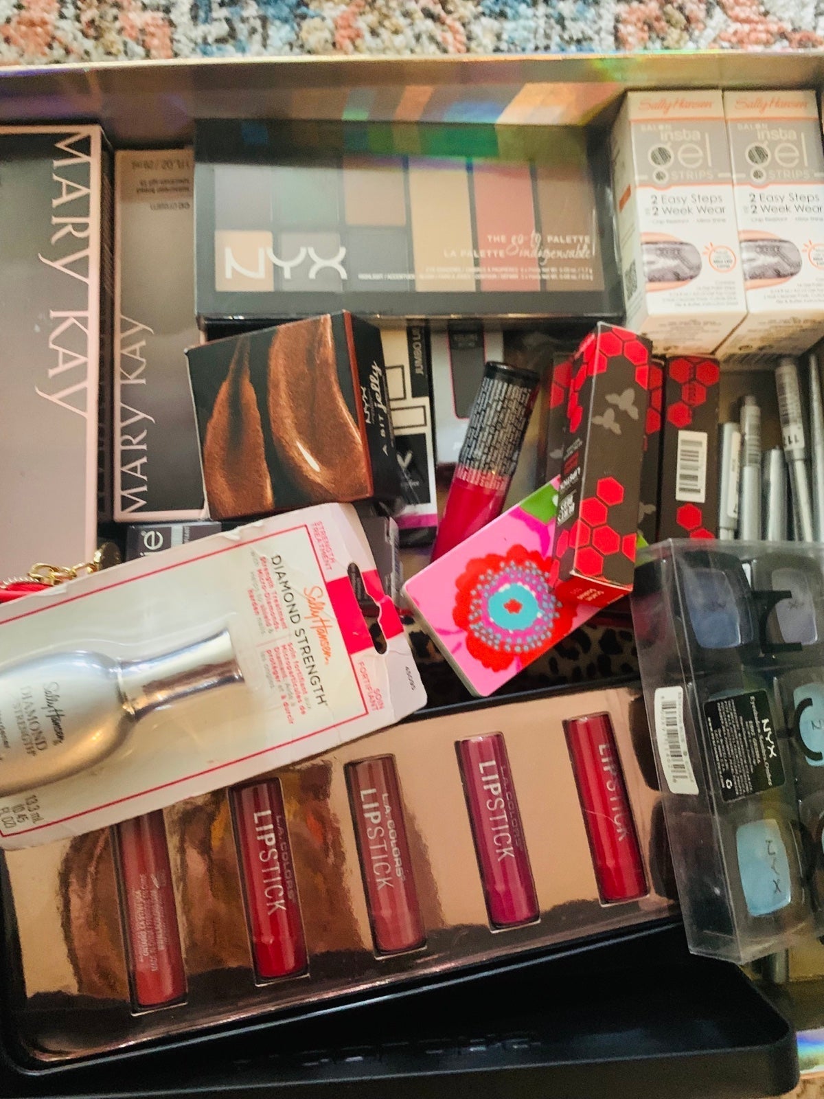 Brand name cosmetics new makeup wholesale lots of 100 pieces