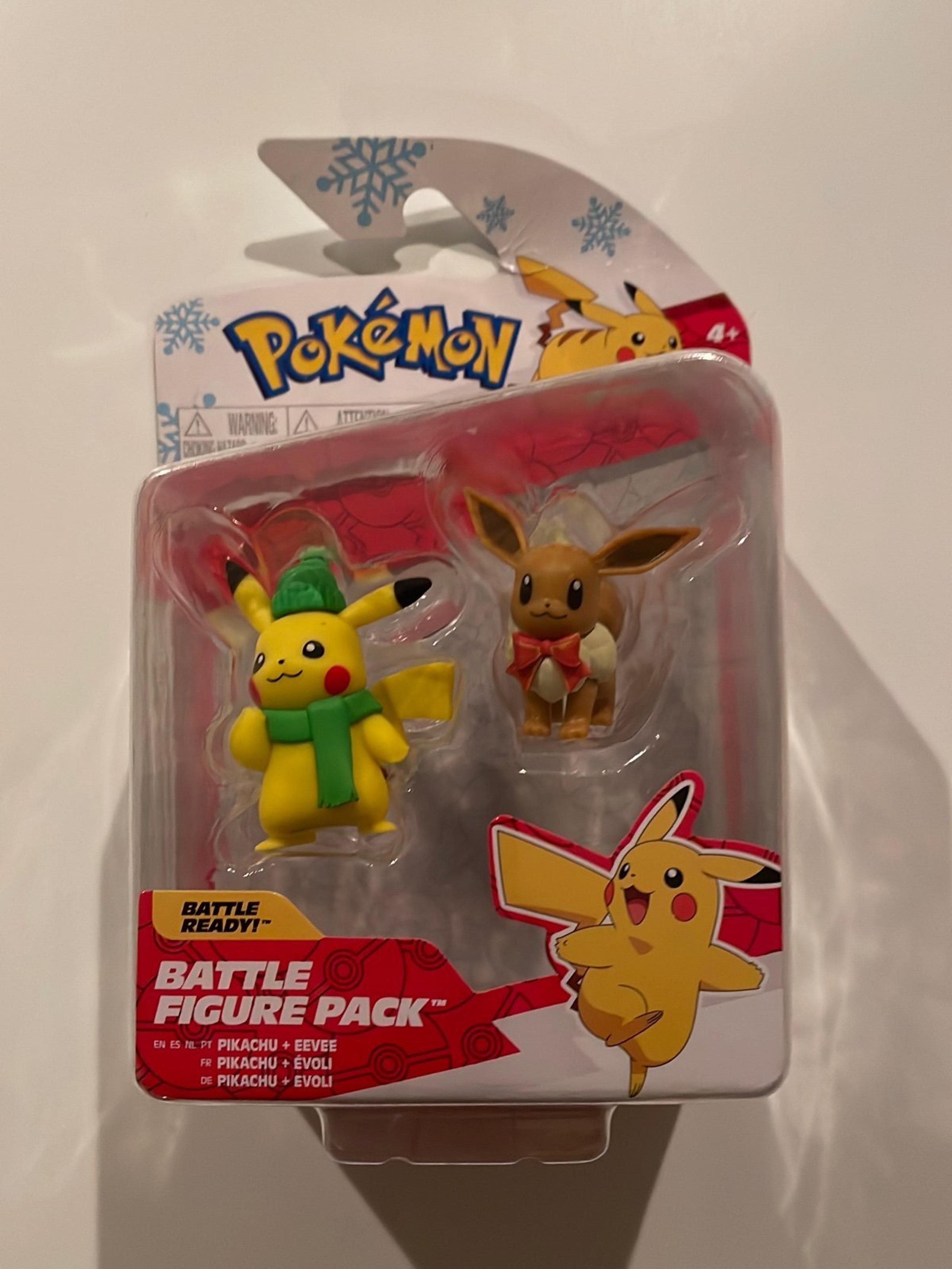 Pokémon Holiday Battle Figure Pack Pikachu and Evee