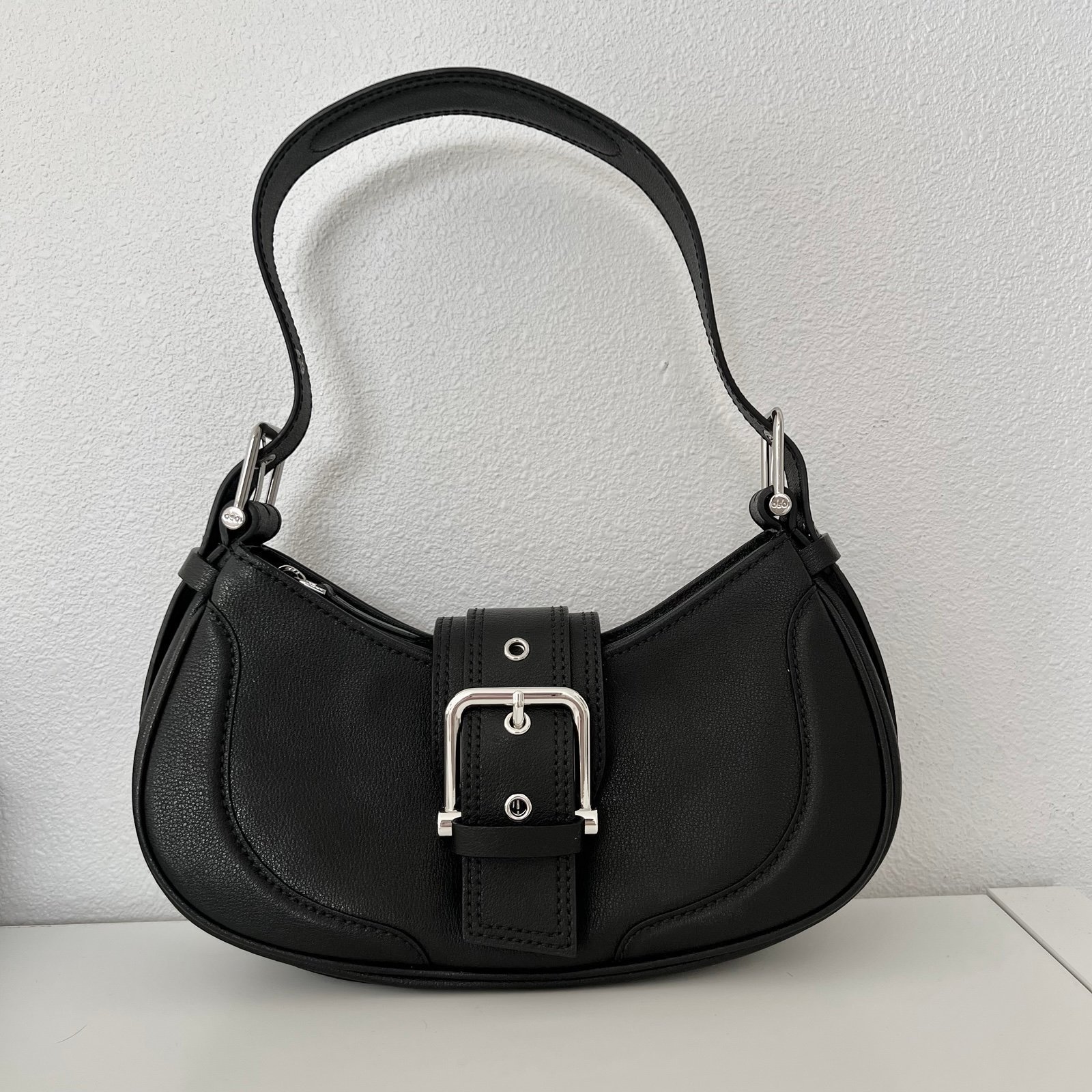 OSOI Hobo Brocle Shoulder Bag - Black