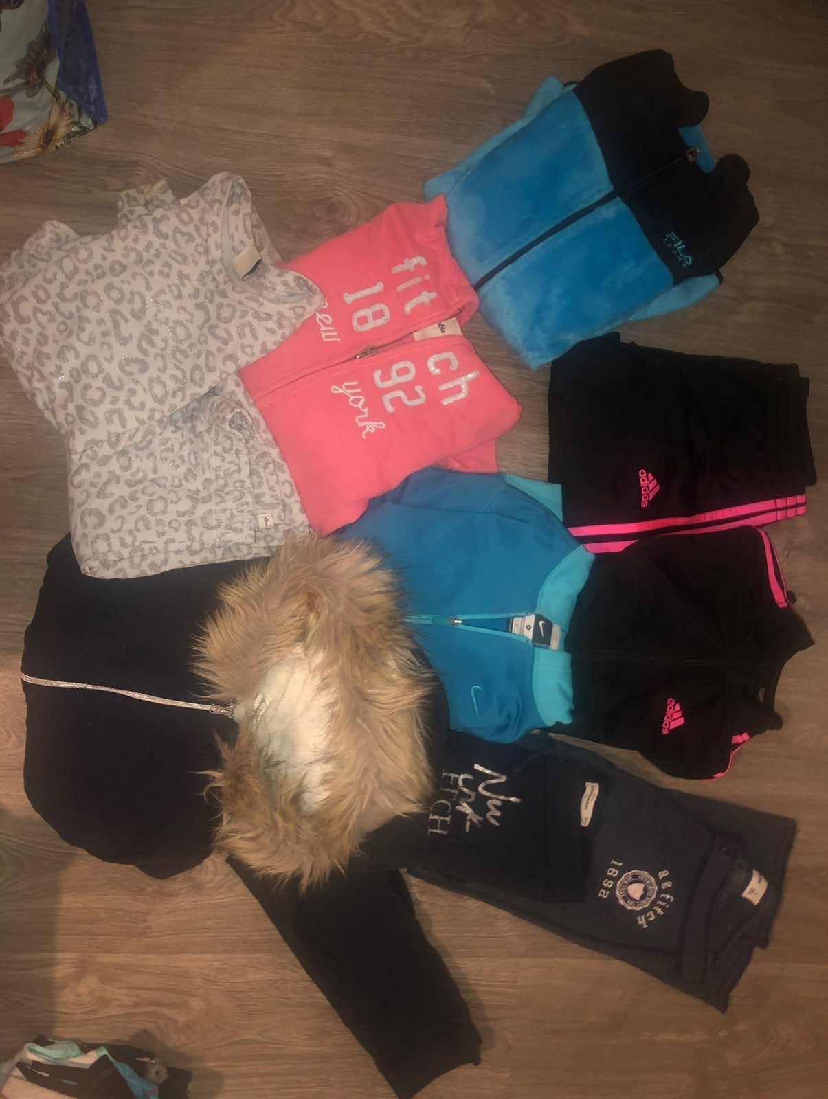 Girls sweatshirts & jogging suits bundle
