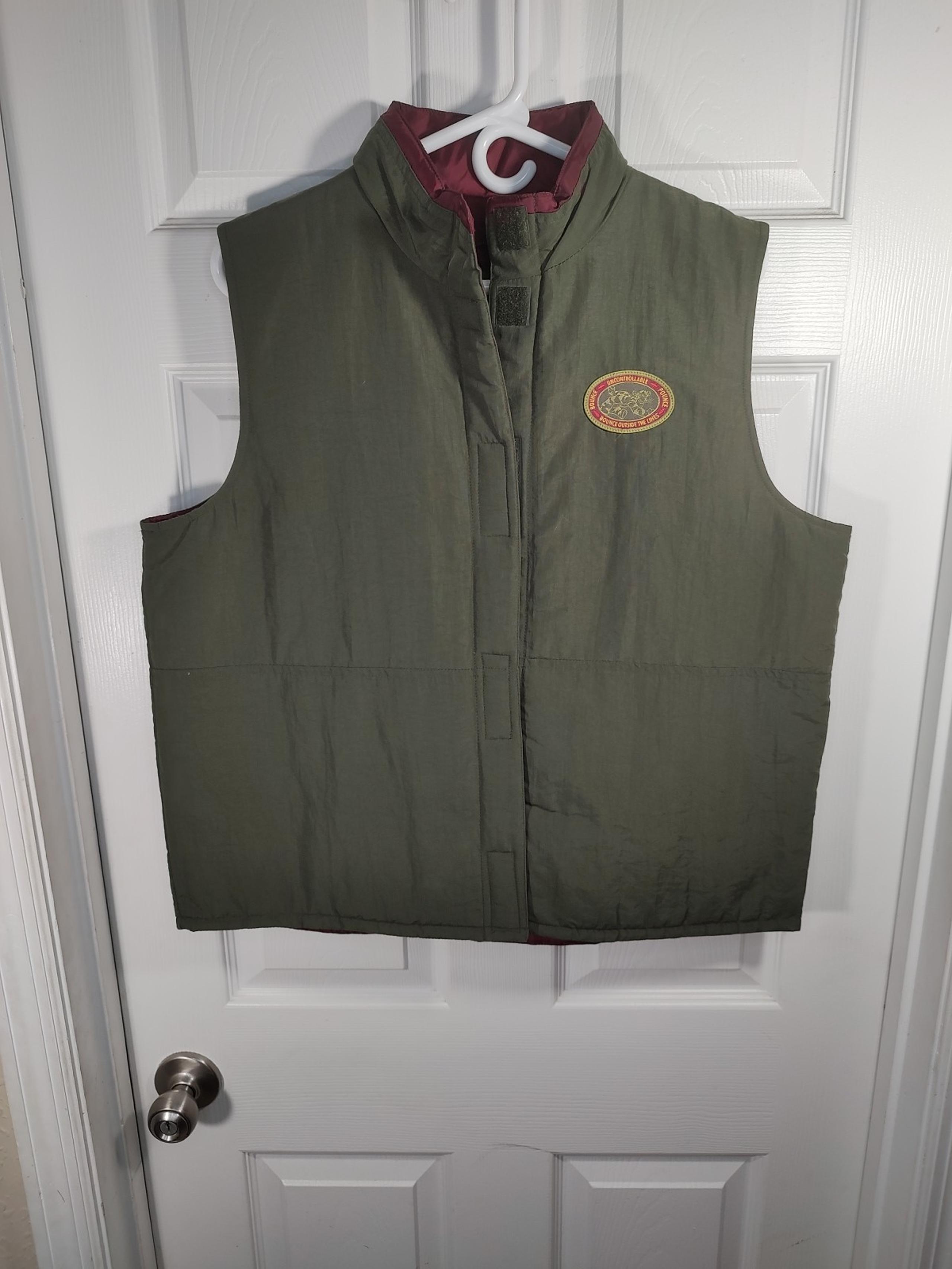 Disney Winnie the Pooh Tigger Womens Vest Size Large Green Quilt Lined