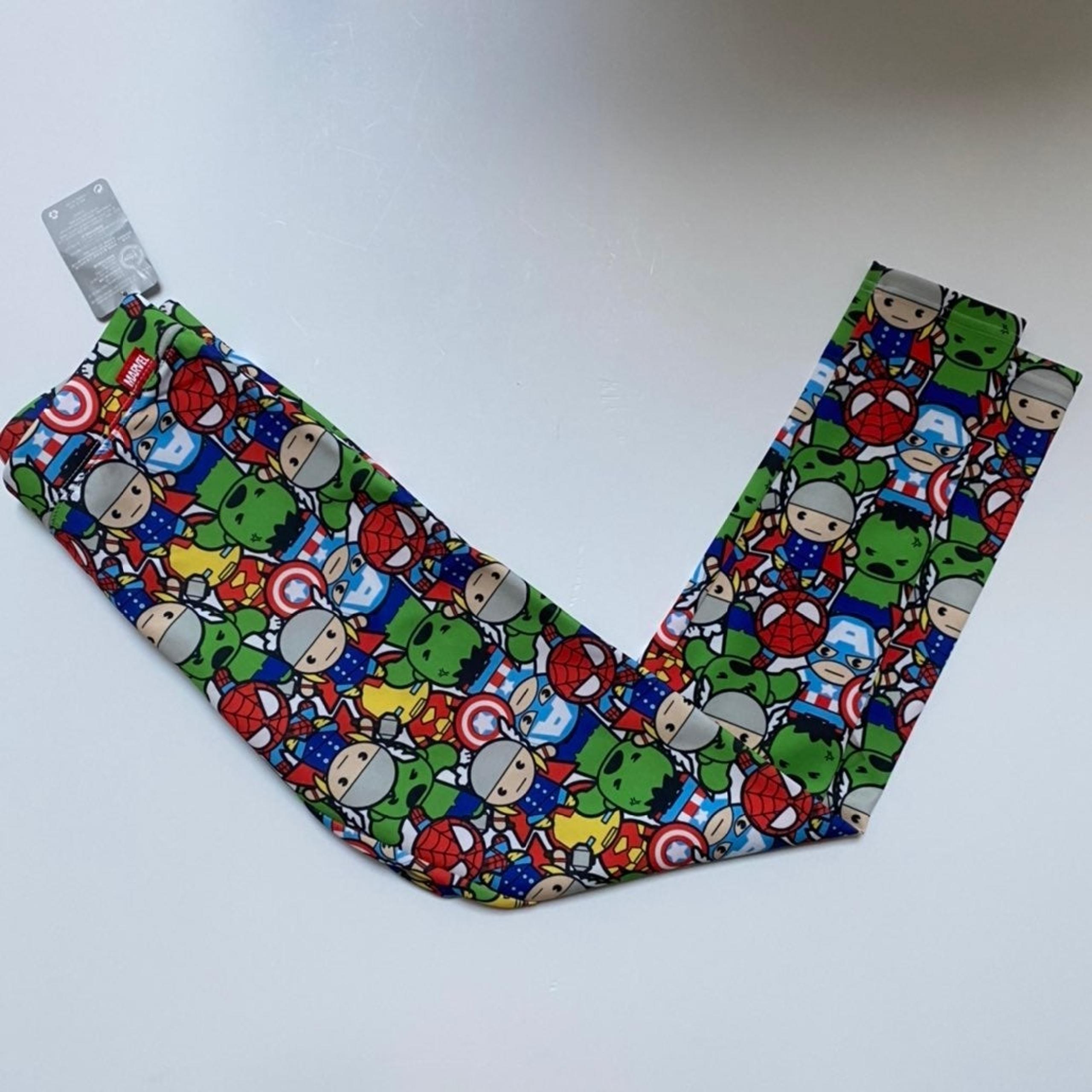 NWT Disney Store Marvel Leggings