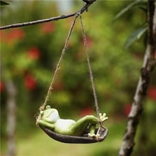 Funny Hanging Hammock Swing Frog Statue Fairy Tree Sleeping Sculpture