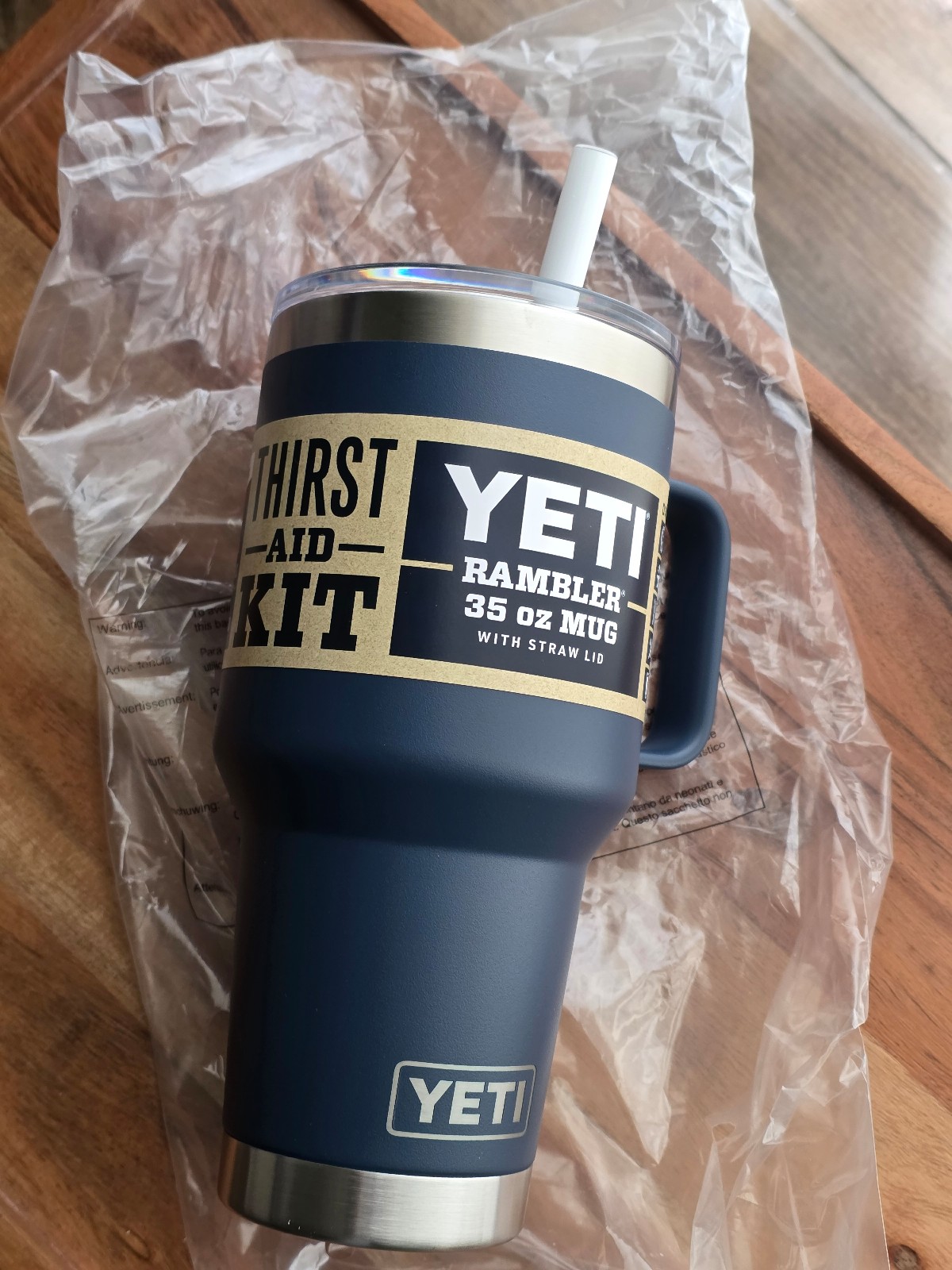 Yeti Rambler 35 oz. MUG w/ straw Lid /Navy