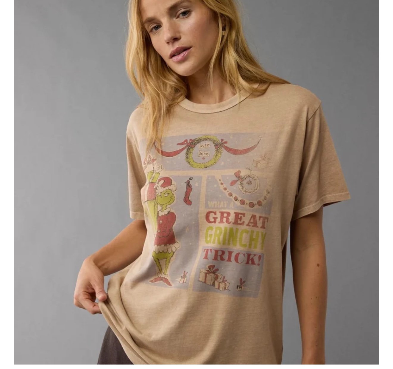 American Eagle New Graphic T-shirt women large