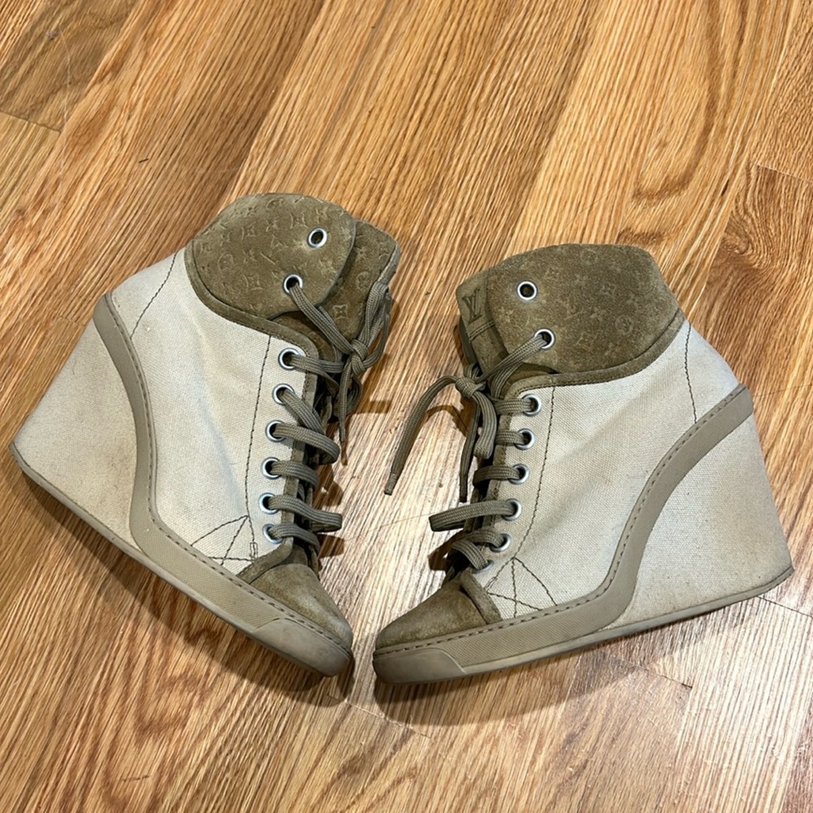 Louis Vuitton Beige Batignolles Wedge High Top Sneakers Size 37 women’s lace up