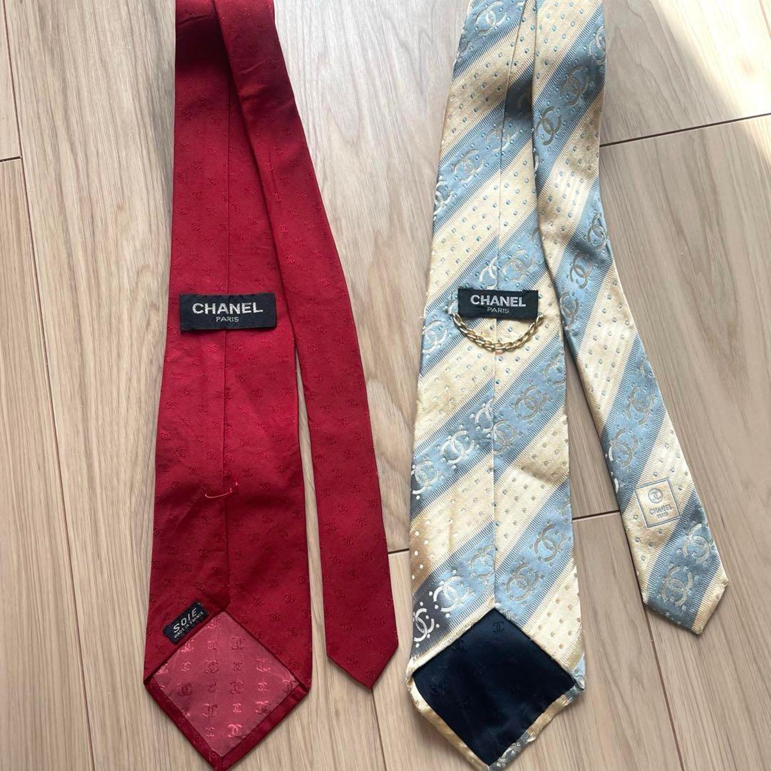 CHANEL Tie Set of 2