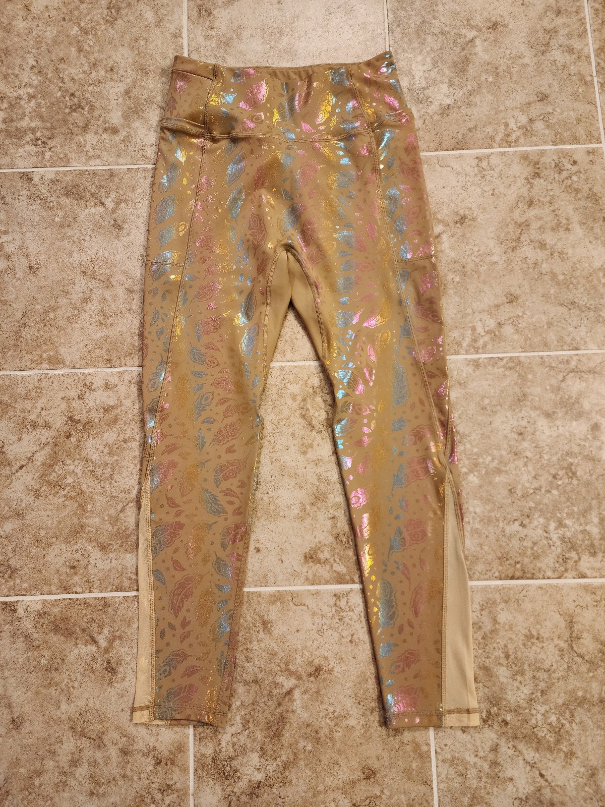 Crowned Athletics Riverbend Leggings, Size Large
