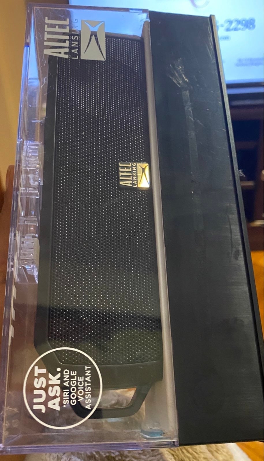 Altec Lansing Model IMW340N-BLK Portable Wireless Speaker