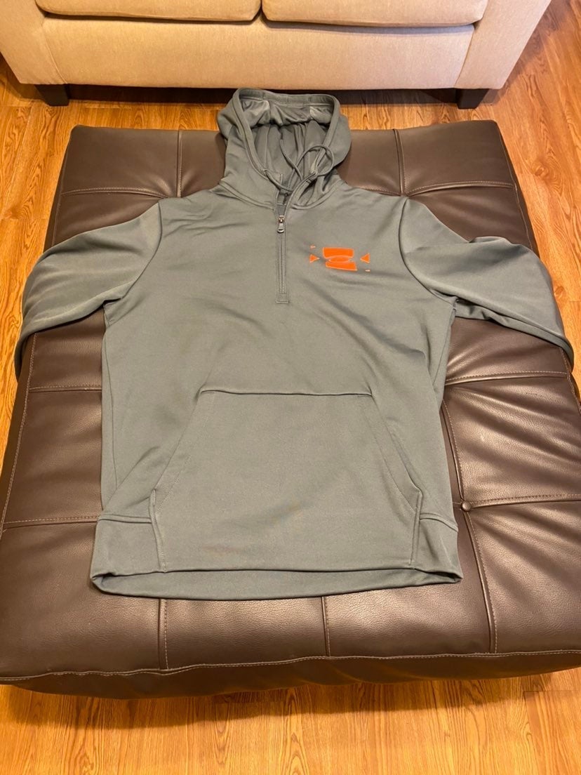 Men's Under Armour Shirts and Jackets