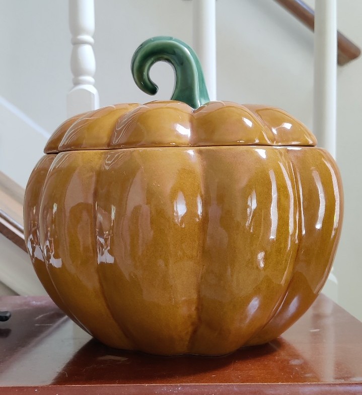 Williams Sonoma Pumpkin Soup Tureen with Lid Fall Harvest Serving Bowl