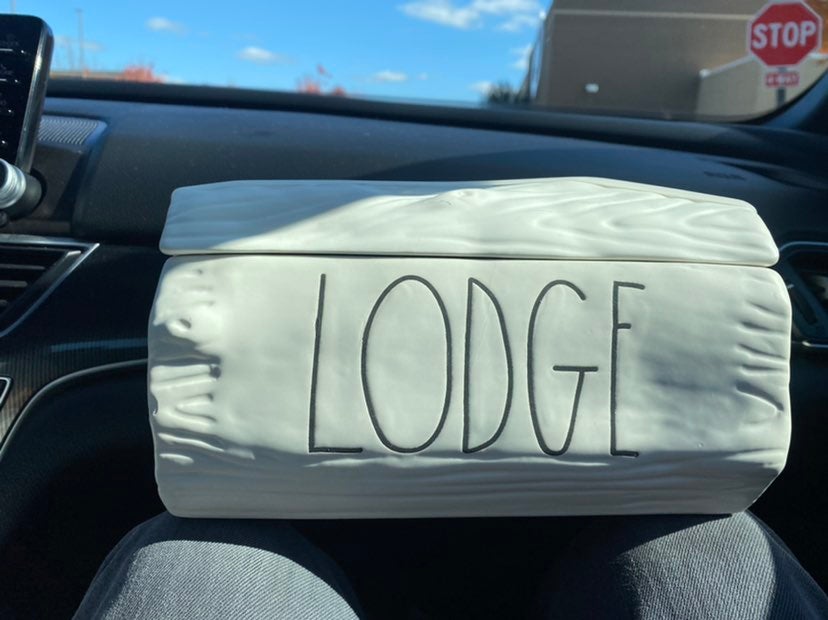Rae dunn lodge log candle