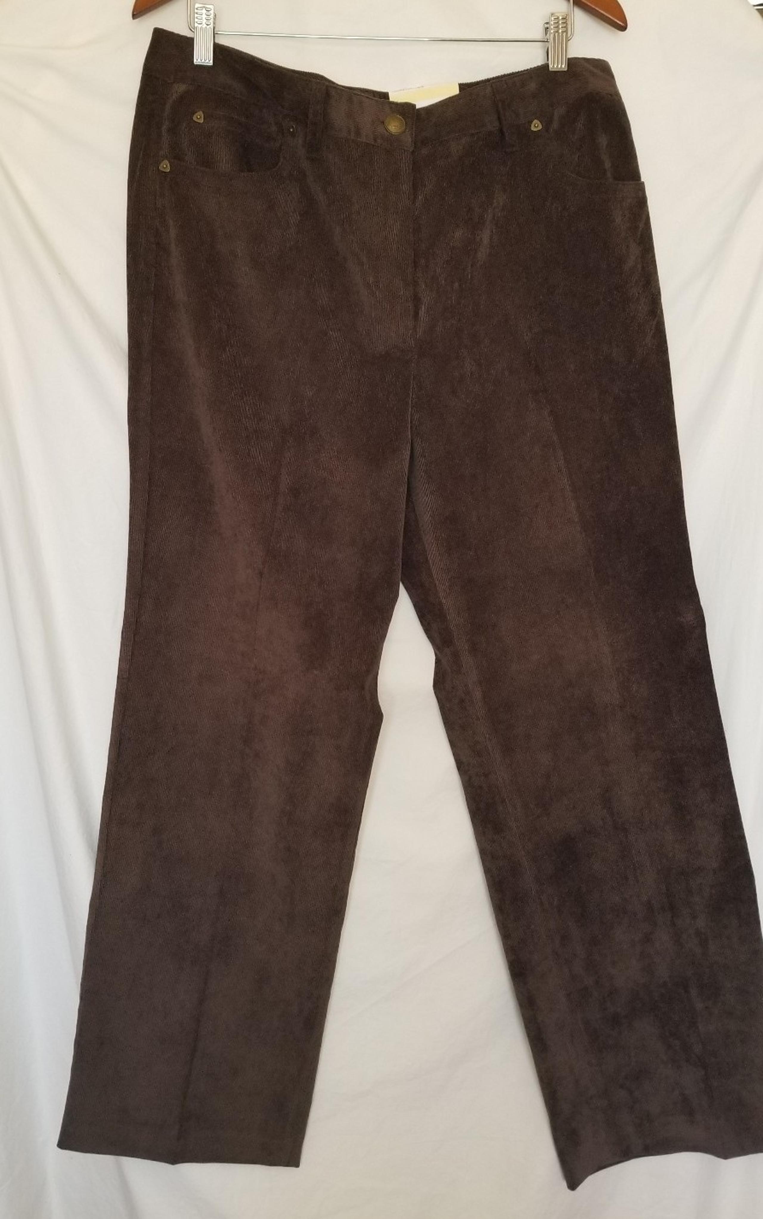 Women's Dress Barn Brown Corduroy Pants Average Lenth Trouser Leg Size 16