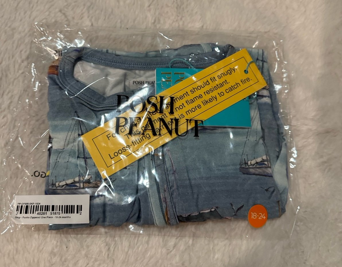 Posh peanut Skip footie 18-24 mos