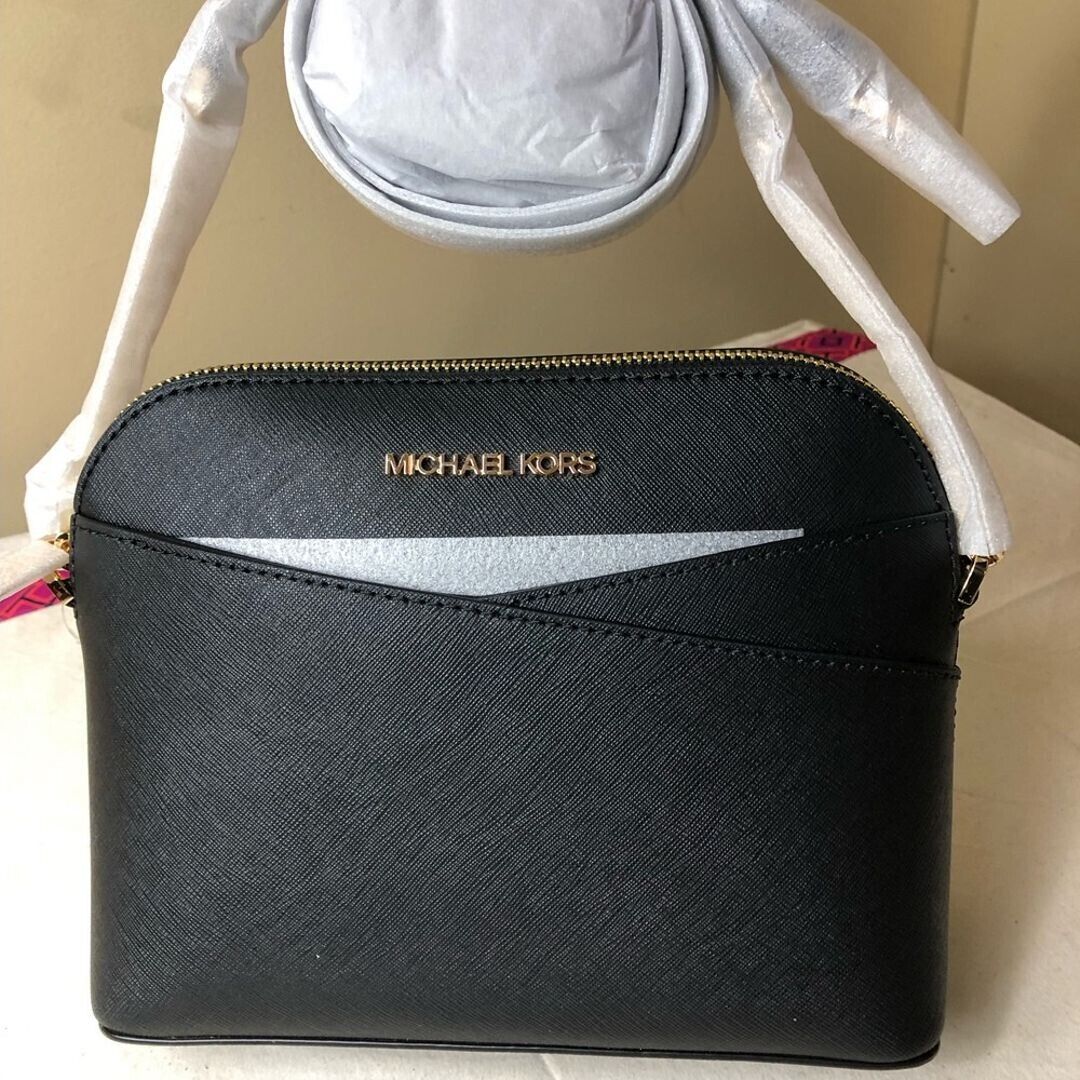 Michael Kors LEATHER Jet Set Travel Saffiano leather Med Dome Crossbody BLACK