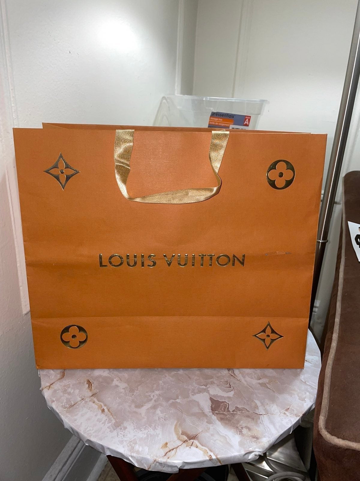 Louis Vuitton holiday packaging 2018