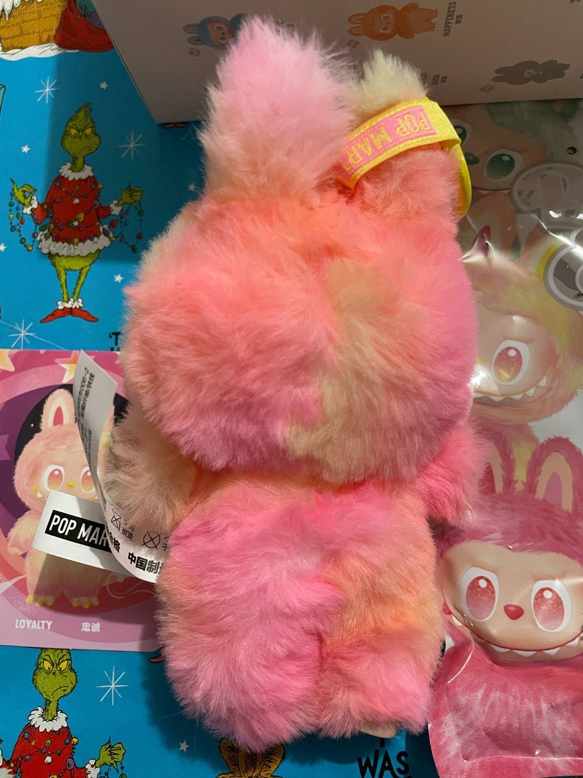 【最終値下げ！】labubu Big into Energy loyalty POPMART - LABUBU Big Into Energy - [Loyalty] - Authentic