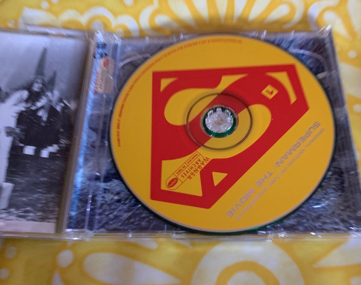 廃盤　オリジナルサウンドトラックCD「スーパーマン　THE MOVIE」2枚組 Amazon.co.jp: Superman - The Movie: Original Motion Picture