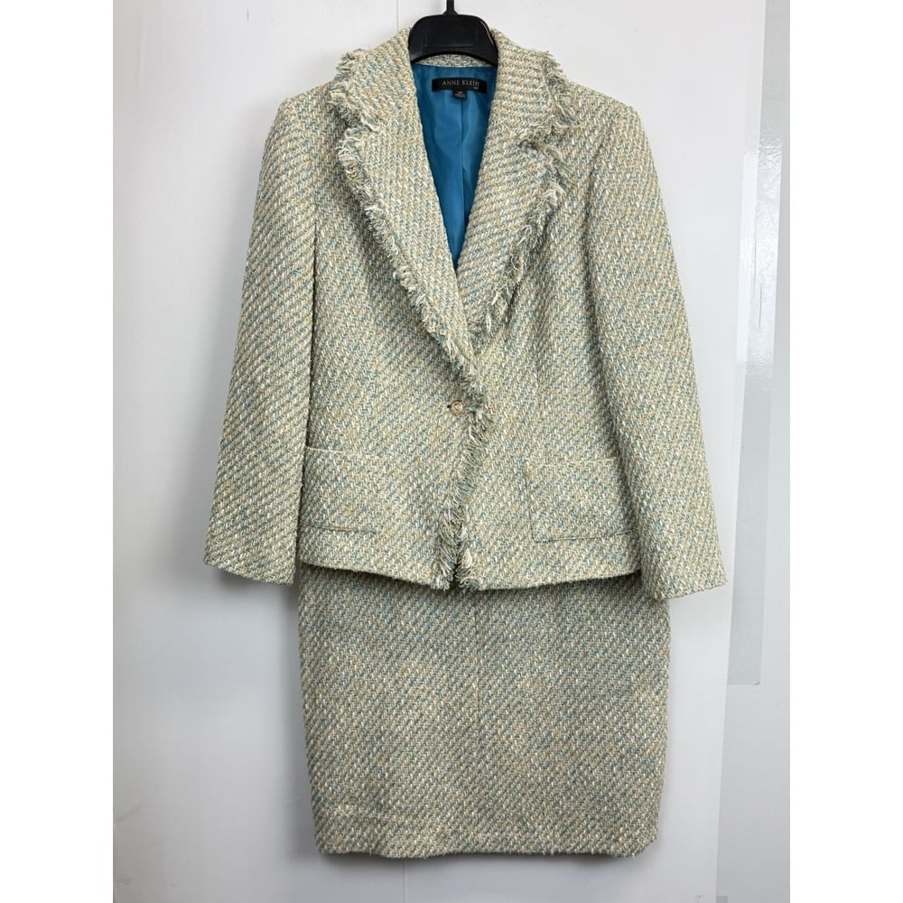 Anne Klein 2-Pc Suit Women's Sz 12P Blazer Pencil Skirt Tweed Classy Fray Edges