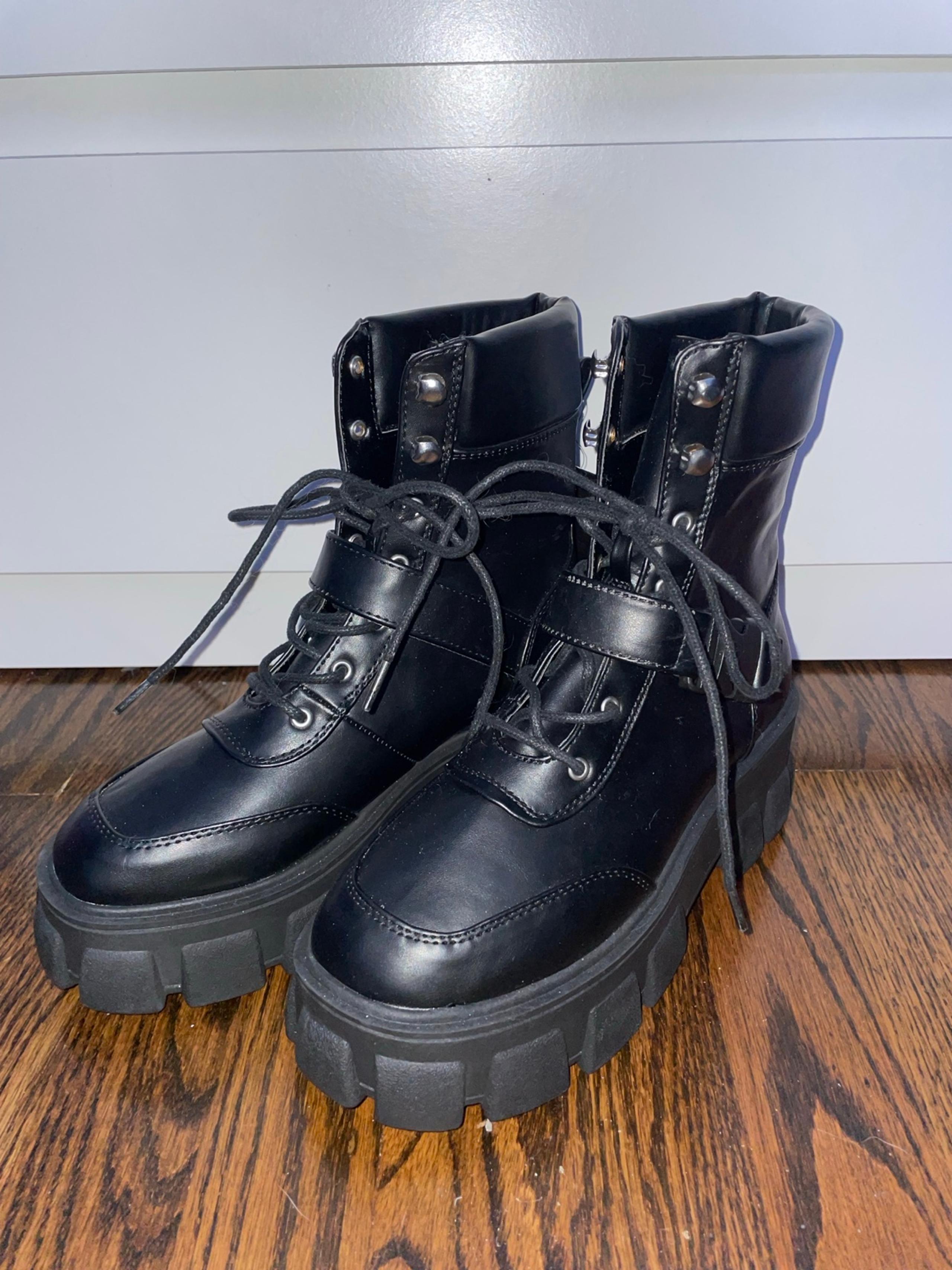Forever 21 rave/ festival black Boots