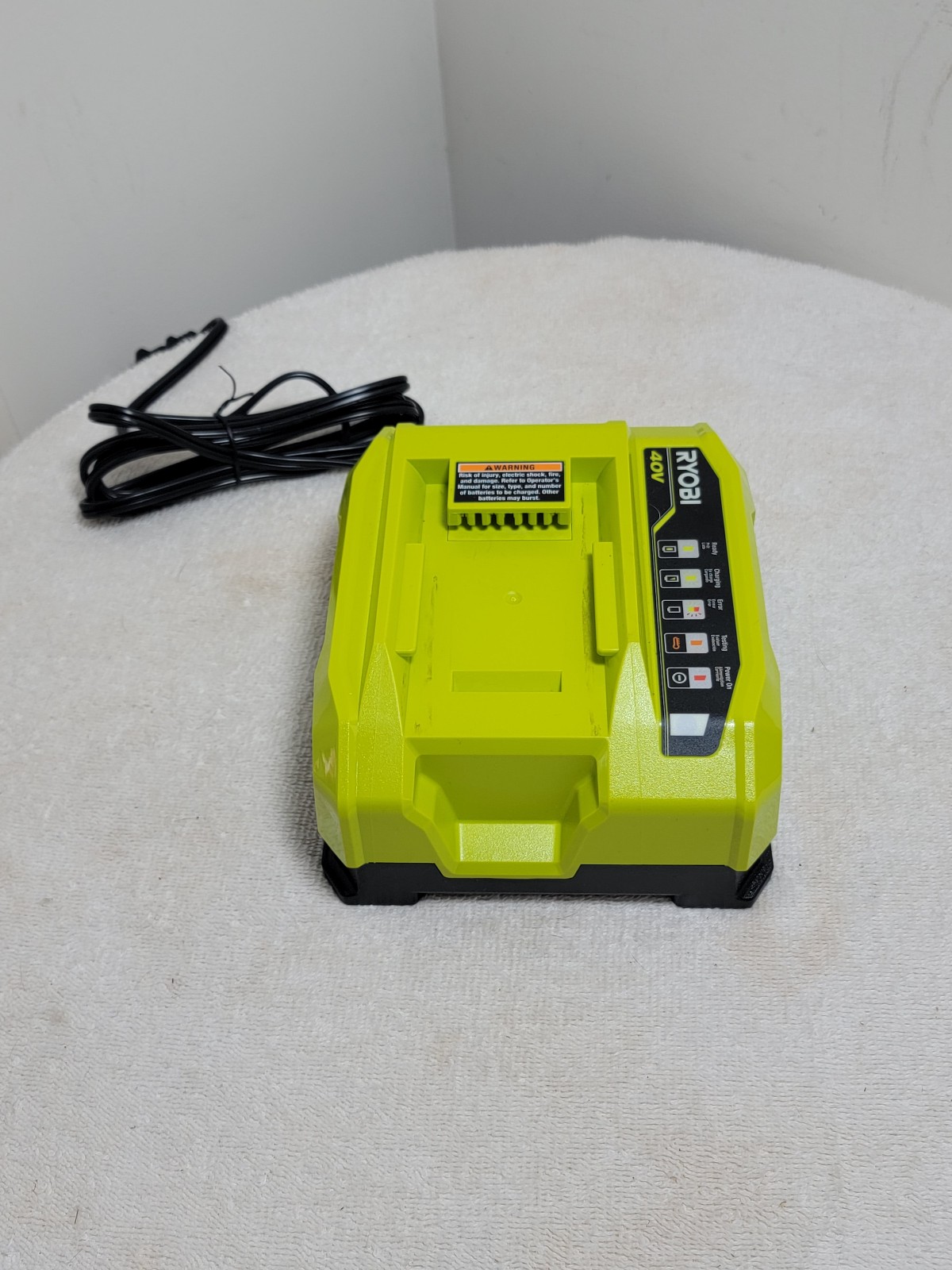 RYOBI 40V CHARGER