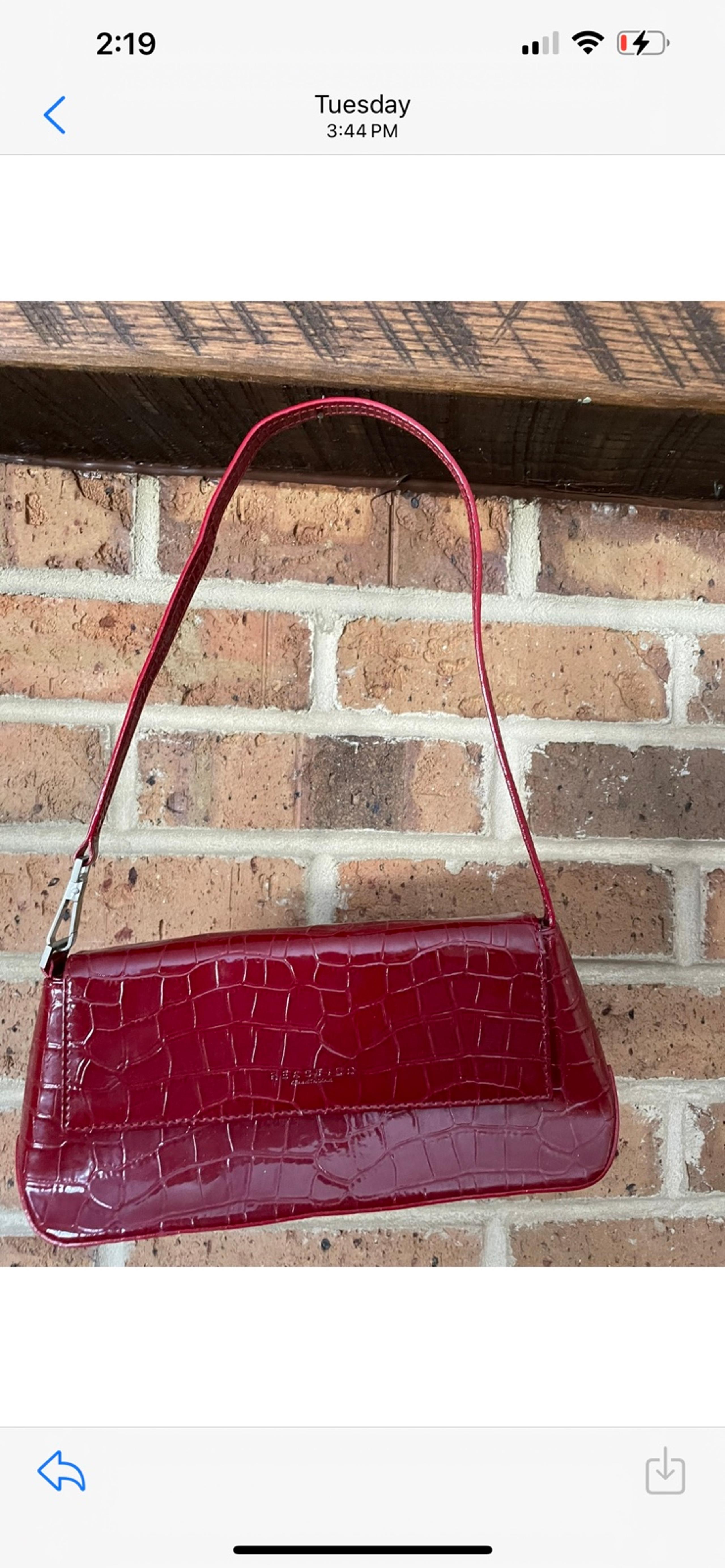 Ladies Womens Kenneth Cole Reaction cute red leather purse