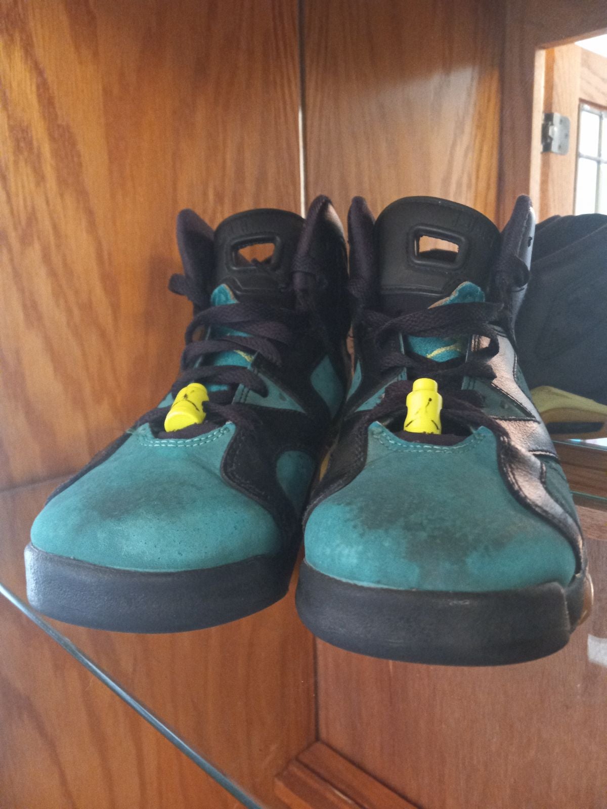 Jordan 6 retro Green volt Sz7 Y
