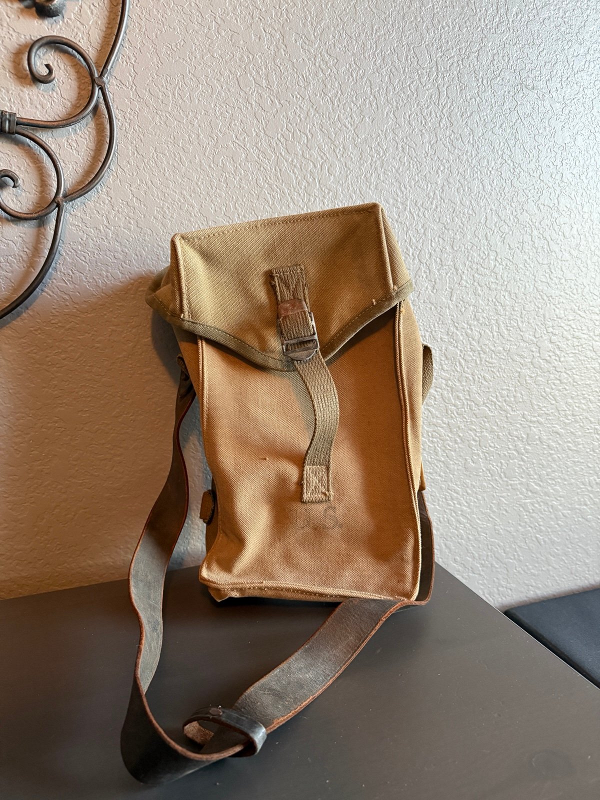 Original WWII 1945 Leitchfield Company General Purpose Ammo Bag
