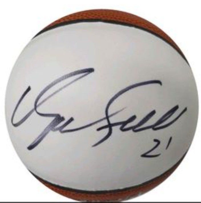 DOMINIC WILKINS AUTOGRAPH MINI BASKETBALL