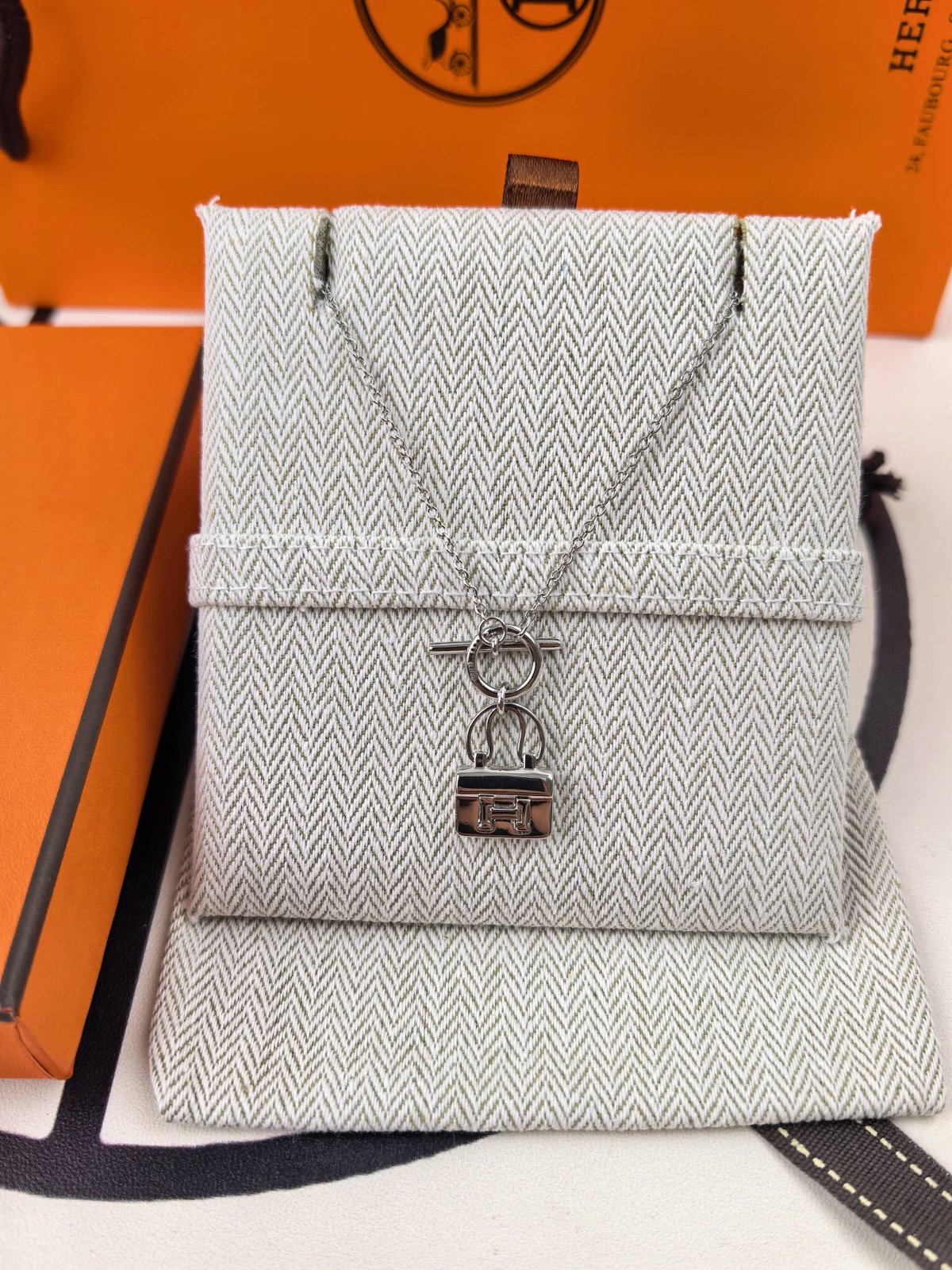 Style Simple Square