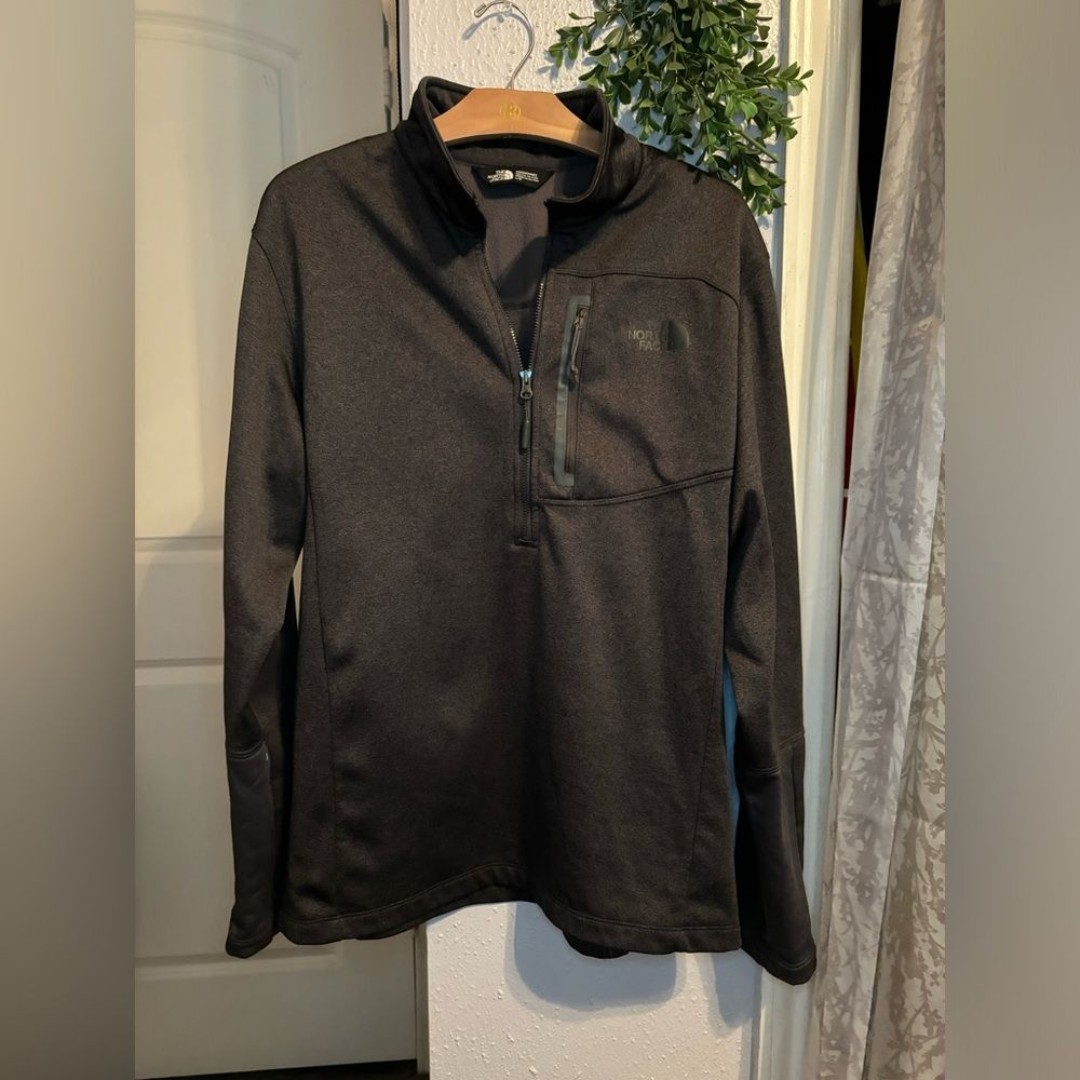 The North Face Quarter Zip Pullover