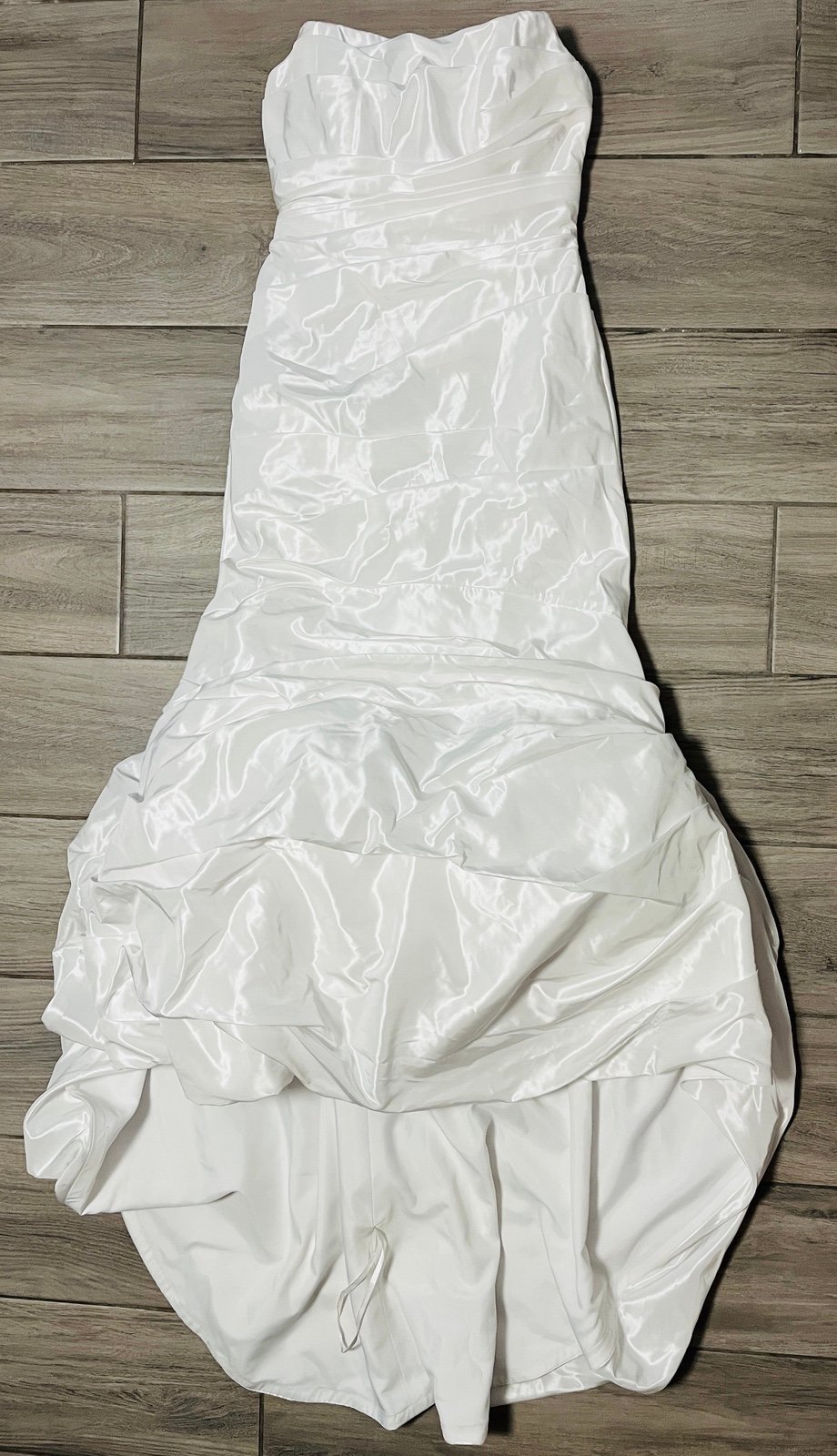 David's Bridal Women’s White Strapless Ruched Taffeta Gown Wedding Dress Sz 12P