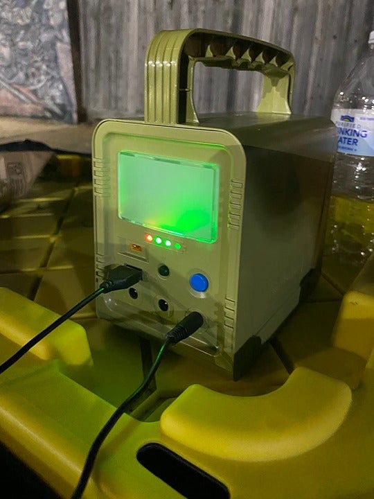 84Wh Portable Power Station, Solar Generator with 18W Solar Panel, Flashlights