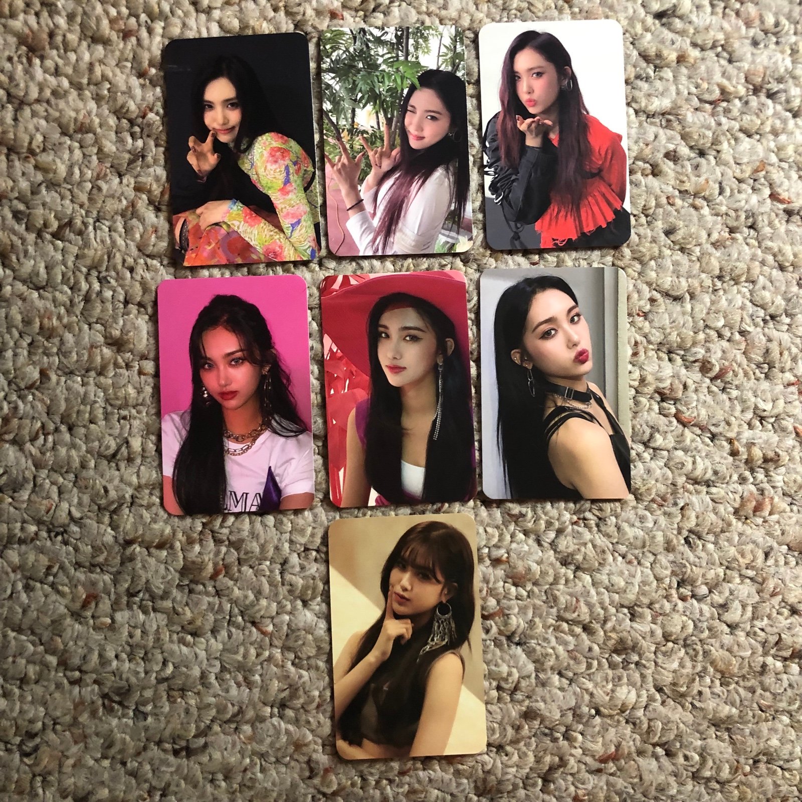 Everglow Aisha Last Melody Hush kpop photocard