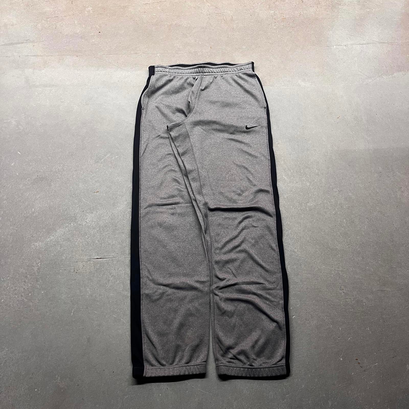 Y2K Nike Nikefit Therma Essential Sweatpants