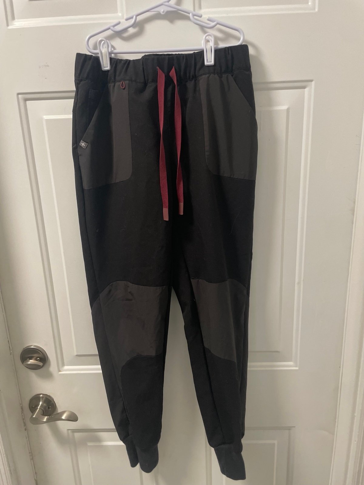 Figs x Disney Mickey joggers XS