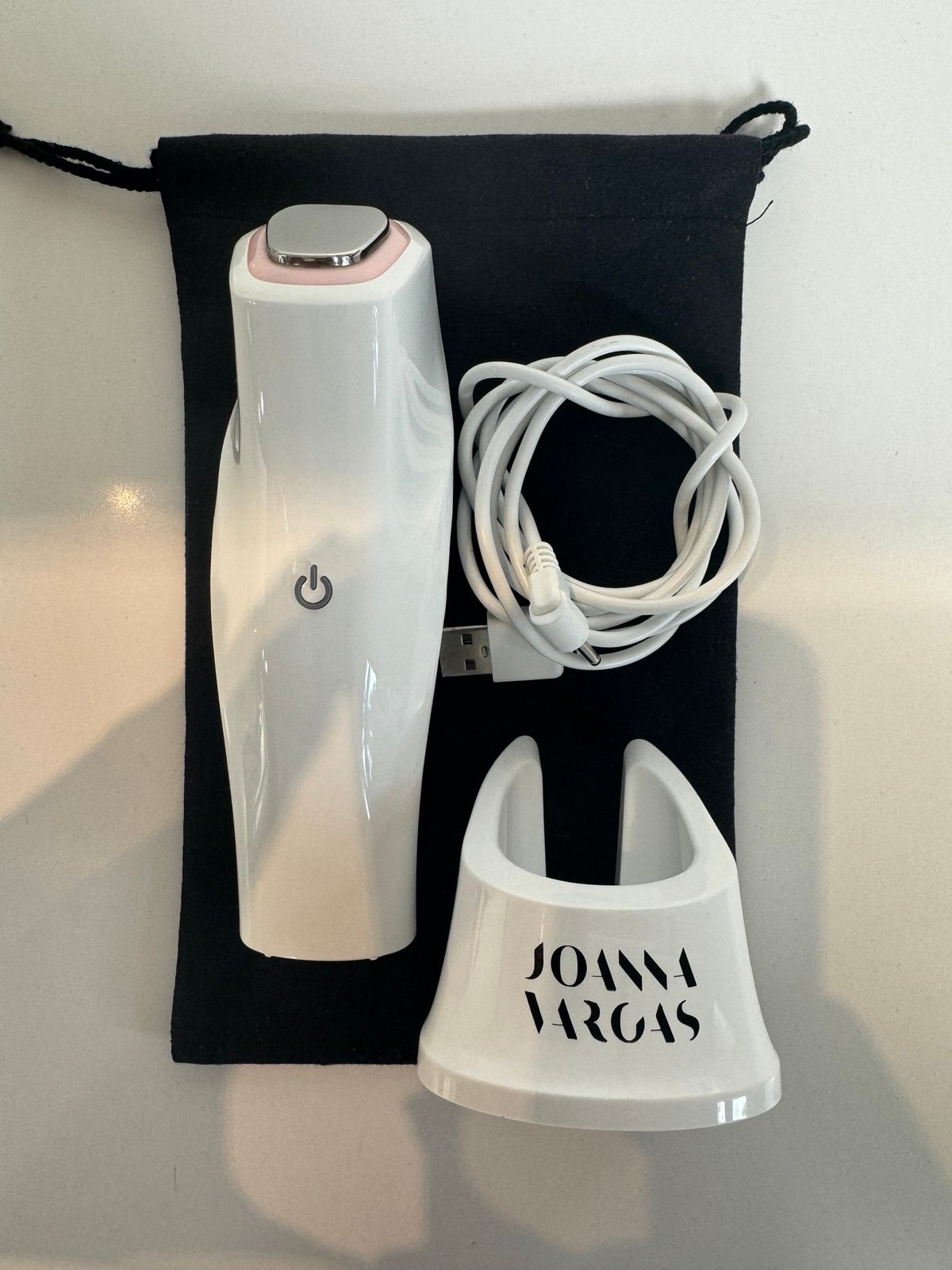 Joanna Vargas Magic Glow Wand