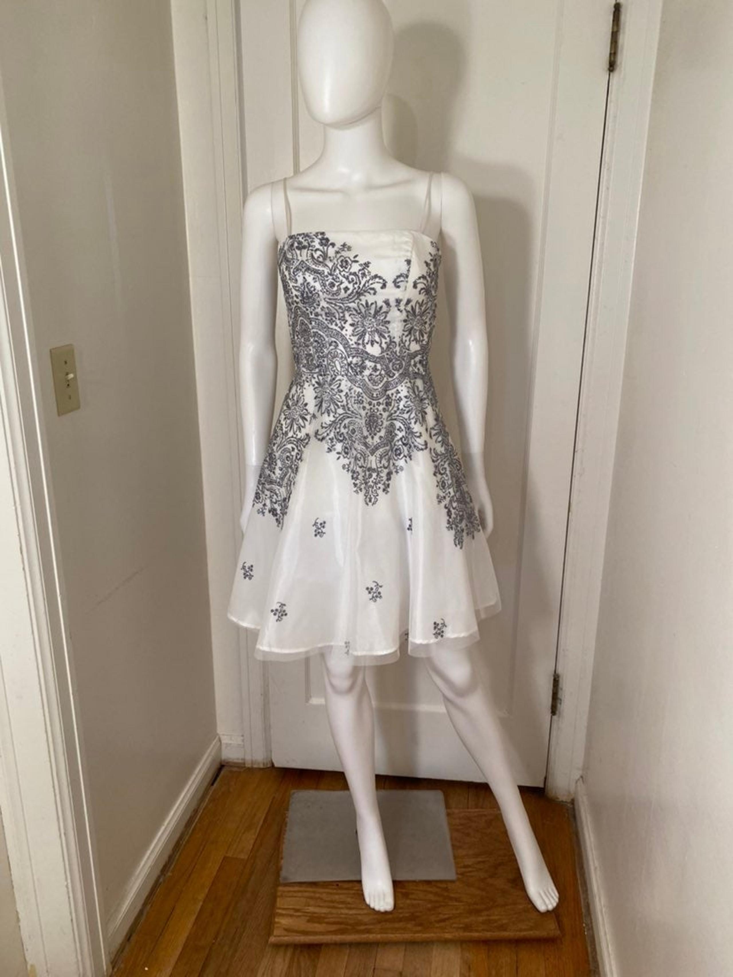 STEPPIN' OUT Dress