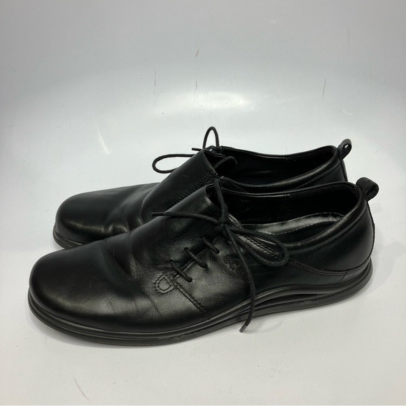 ECCO black leather side lace up shoes size 42
