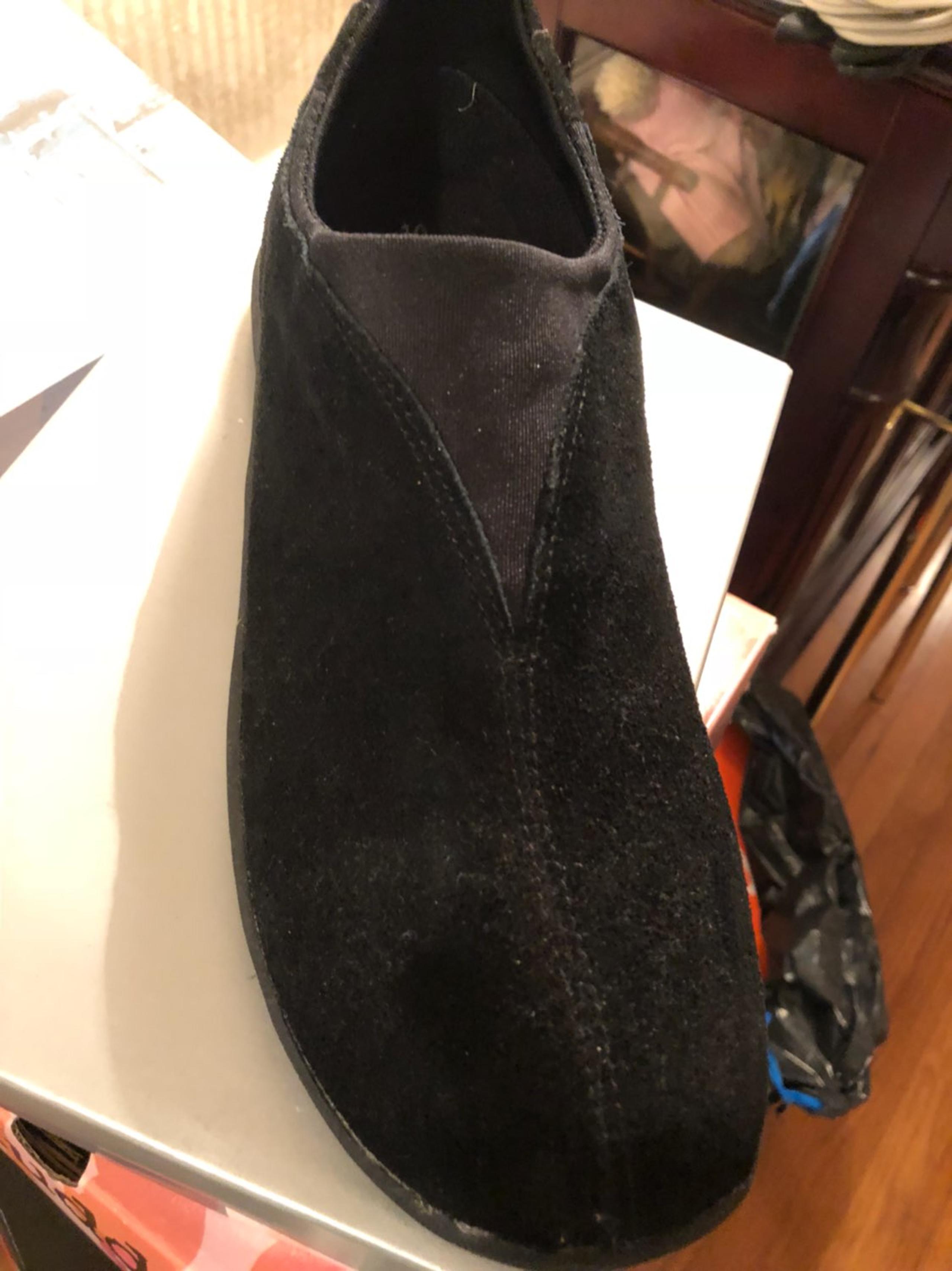 Black Shoes