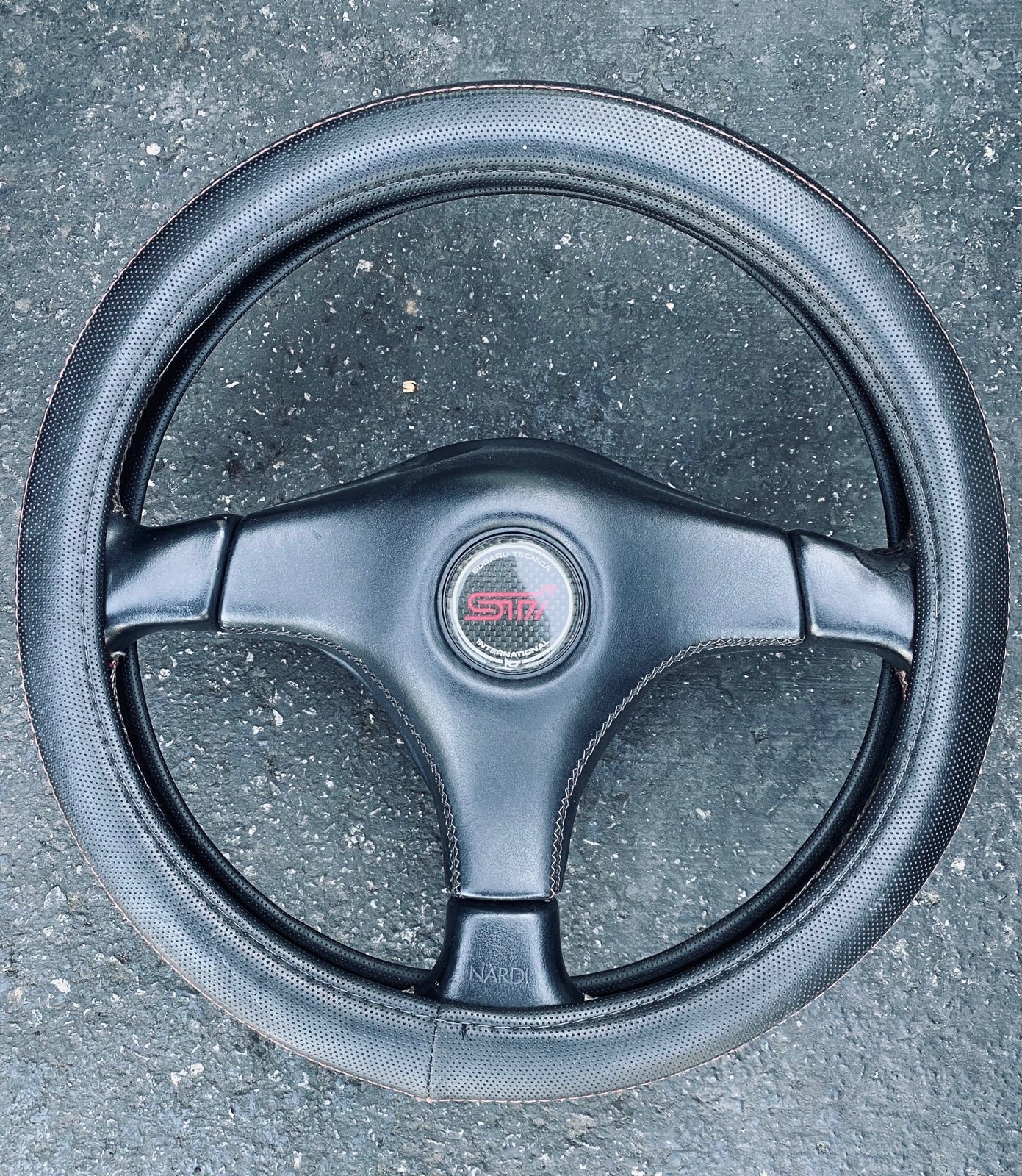 SUBARU NARDI STEERING WHEEL